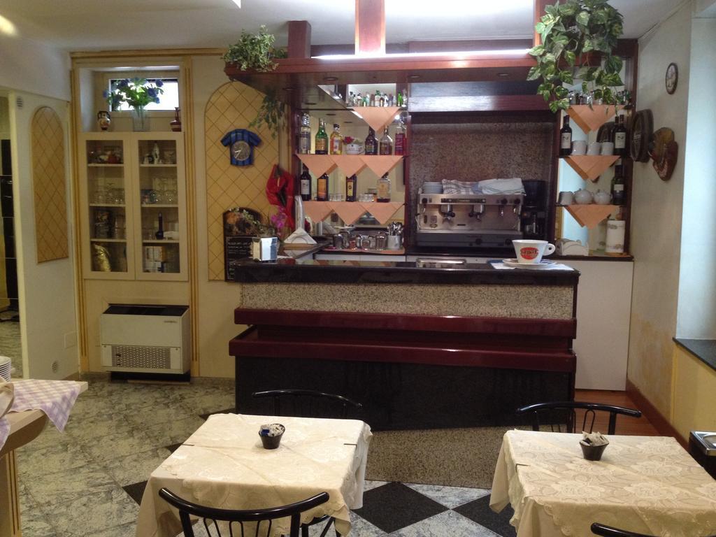 Hotel Vienna — Foto 1
